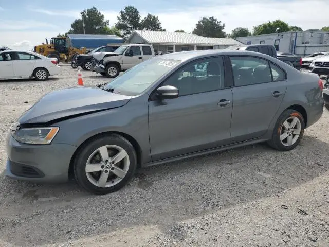 3VW3L7AJXCM092060