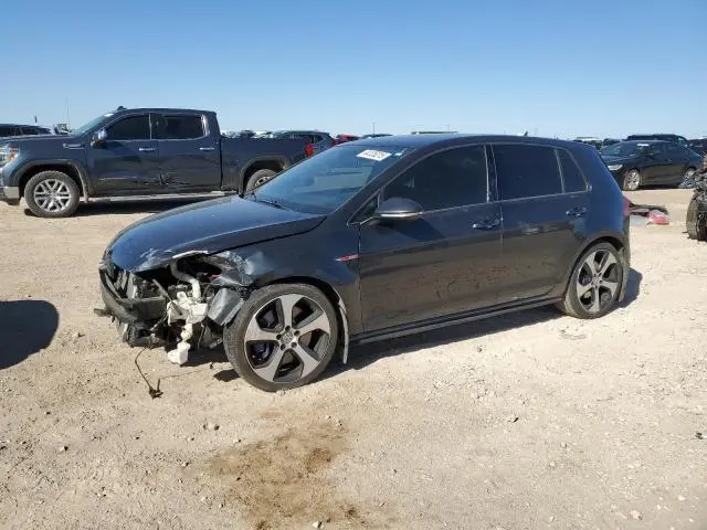 3VW447AU1HM048743