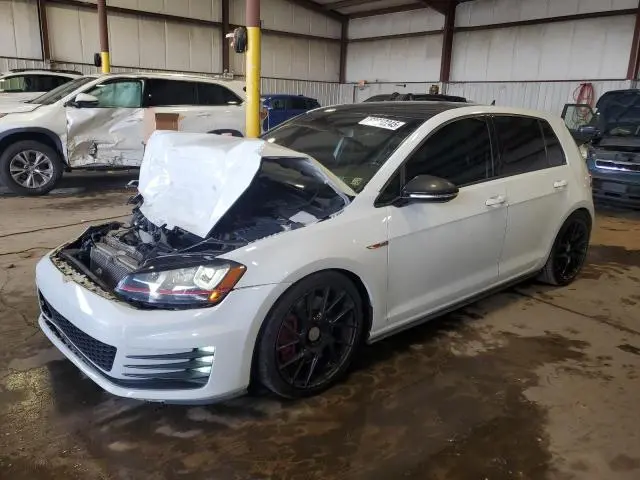 3VW447AU8HM076331