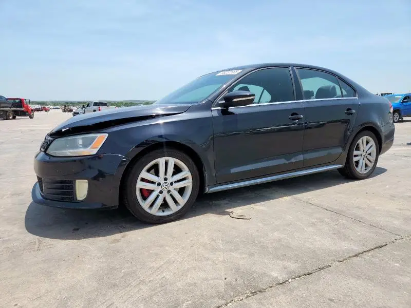 3VW467AJ1CM058021