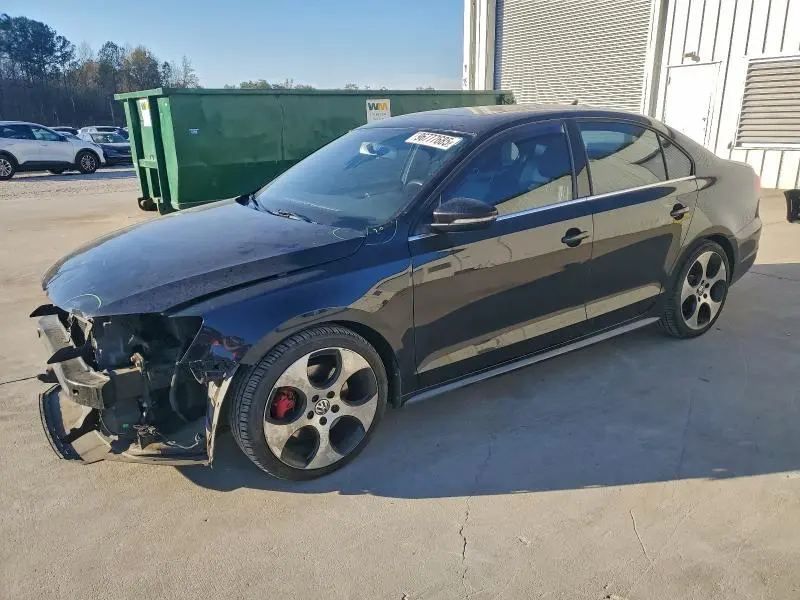 3VW467AJ4DM228518