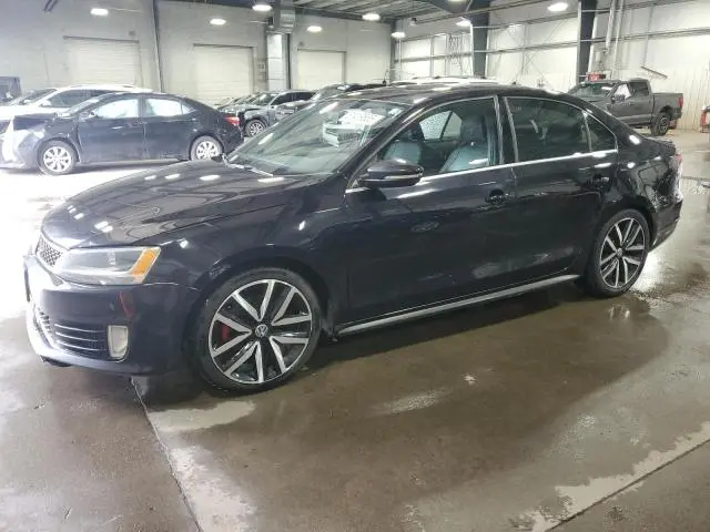 3VW467AJ5CM420271