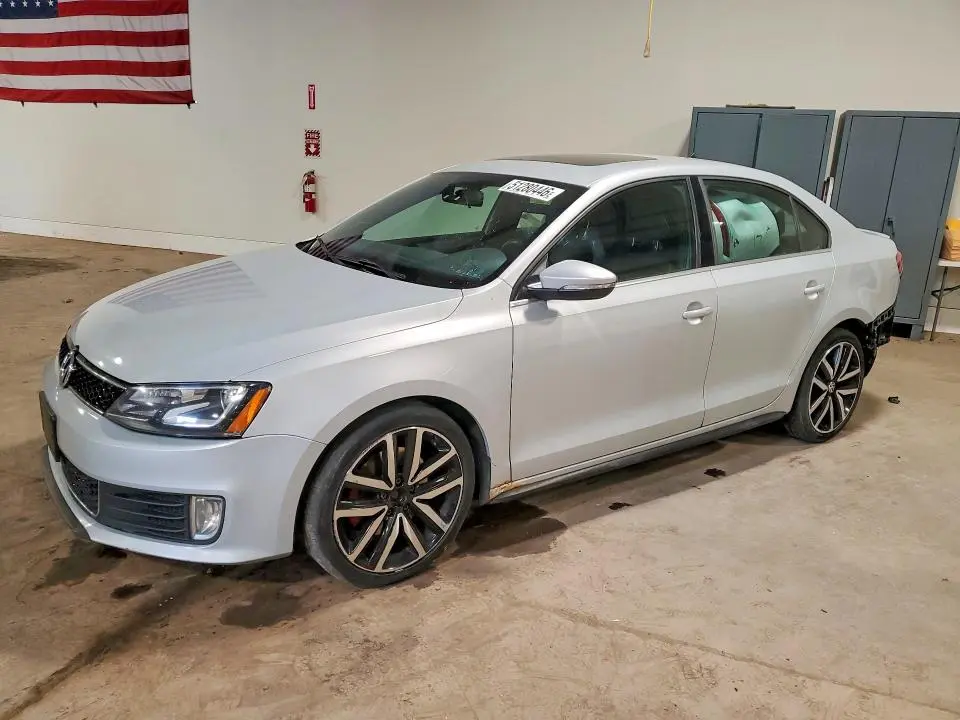 3VW4A7AJ0DM210211