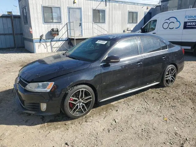 3VW4A7AJ7CM061276