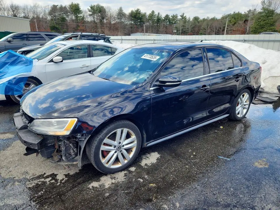 3VW4A7AJ8CM345256