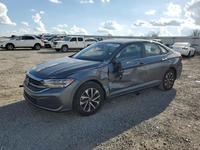 3VW4M7BU0RM102193