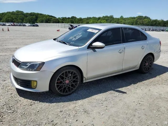 3VW4S7AJ3FM306589