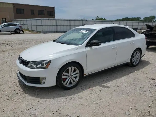 3VW4S7AJ4EM241248