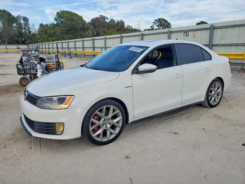 3VW4T7AJ2EM274603
