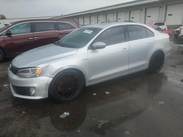 3VW4T7AJ7EM305120