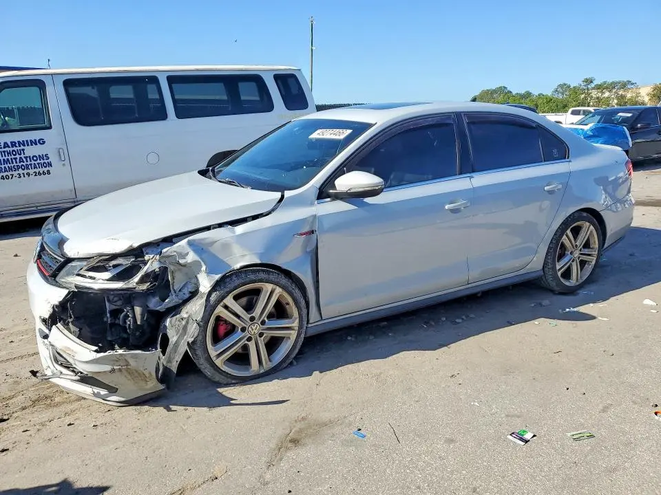 3VW4T7AJ7HM406940