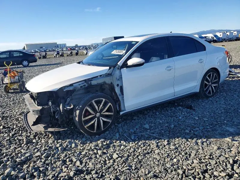 3VW4T7AJ8EM229424
