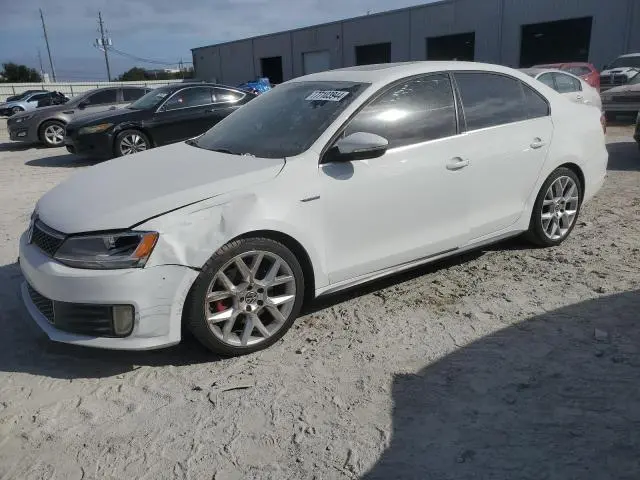 3VW4T7AJ8EM274878