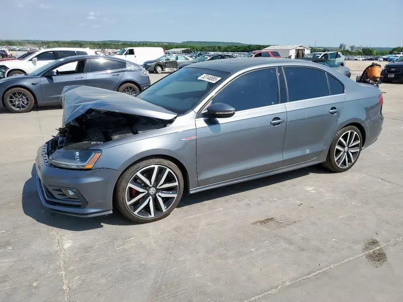 3VW4T7AJ8JM206168