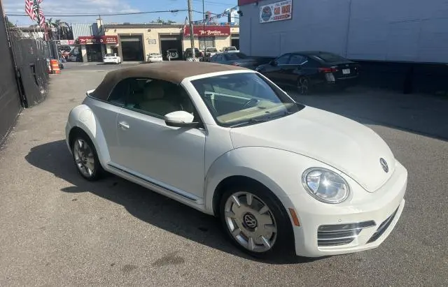 3VW517AT1HM804107