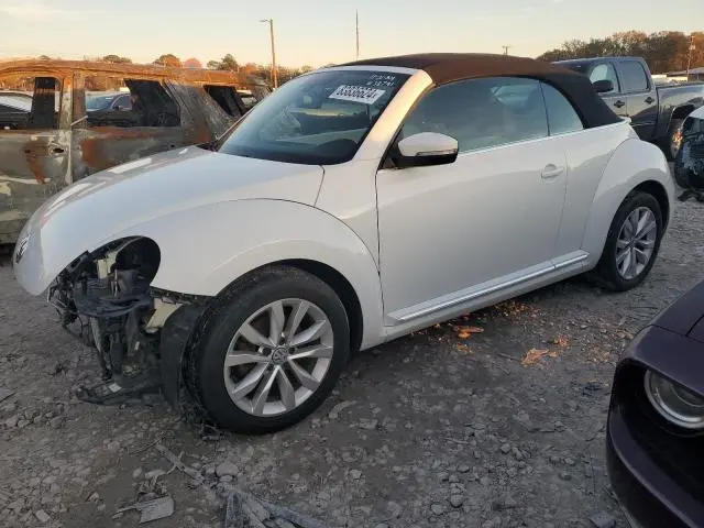 3VW517AT5HM825218