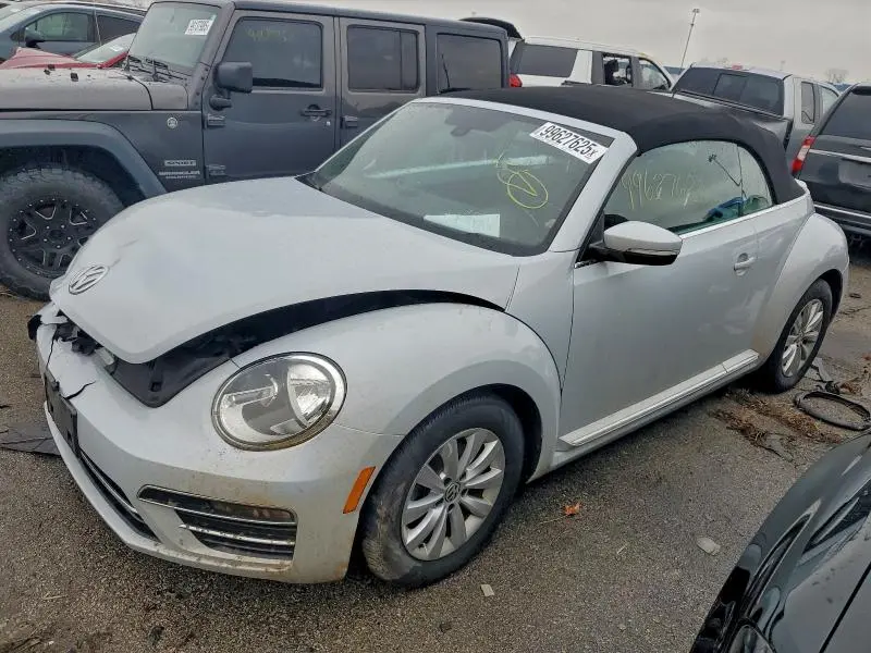 3VW517ATXHM810875