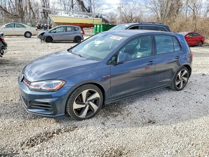 3VW547AU2JM260481