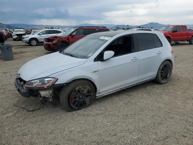 3VW547AUXJM256775