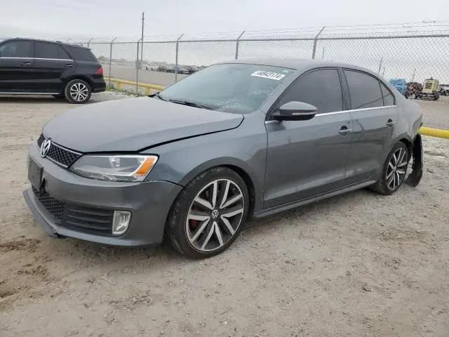 3VW567AJ7DM240425