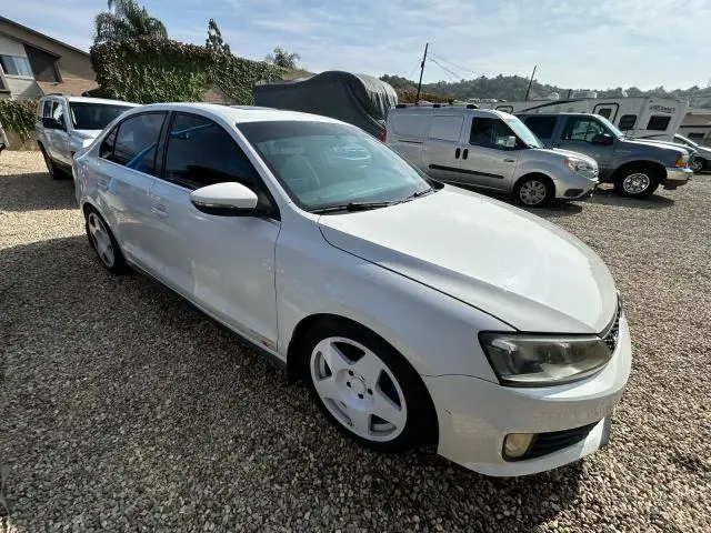 3VW5A7AJ8CM017002