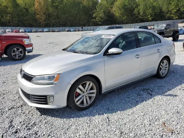 3VW5A7AJ9DM244684