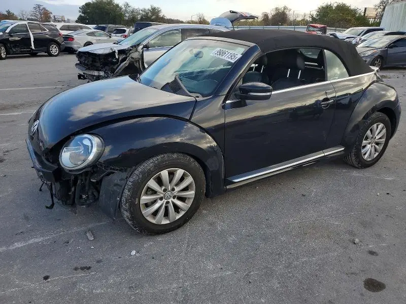 3VW5DAAT0KM504716