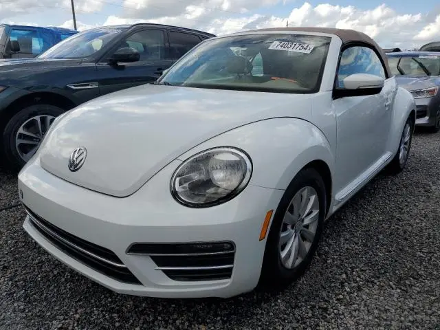 3VW5DAAT8KM506553