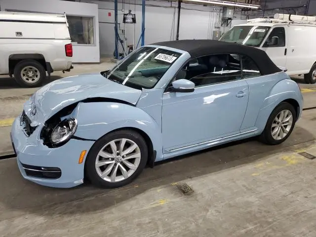 3VW5L7ATXDM810492