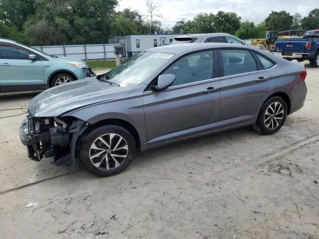3VW5M7BU0RM079390