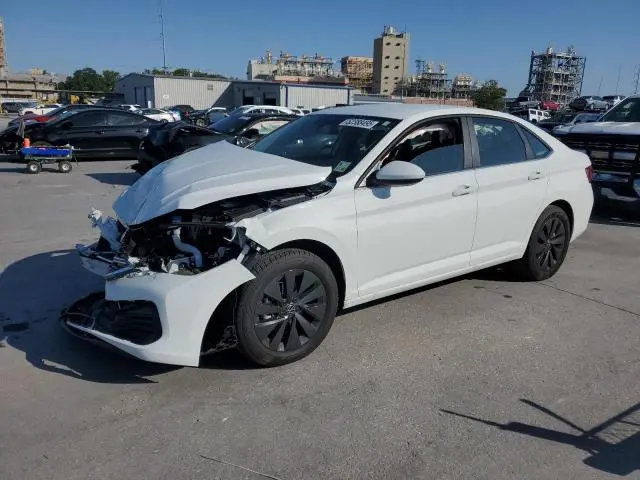 3VW5M7BU0RM095945