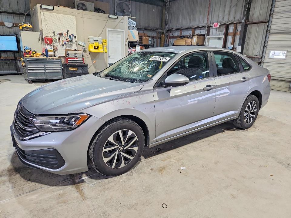 3VW5M7BU1PM012083