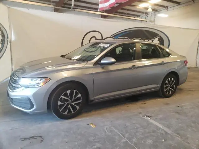 3VW5M7BU1RM027332