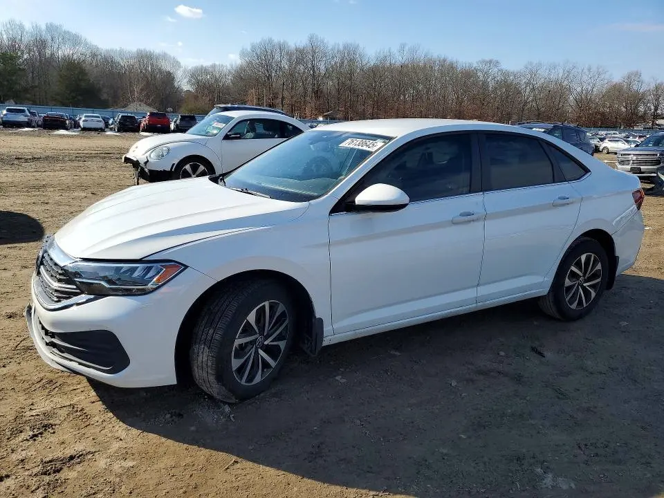 3VW5M7BU2RM065832
