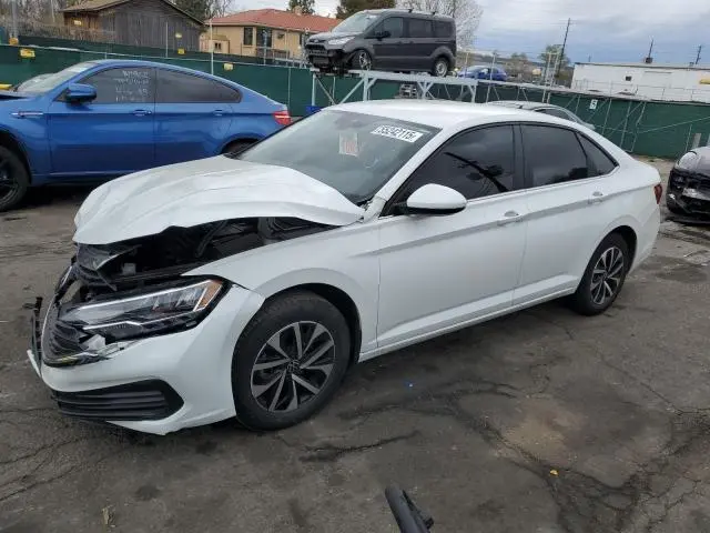 3VW5M7BU2RM068794