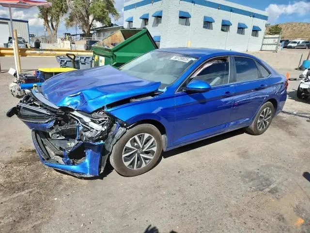 3VW5M7BU3RM046710