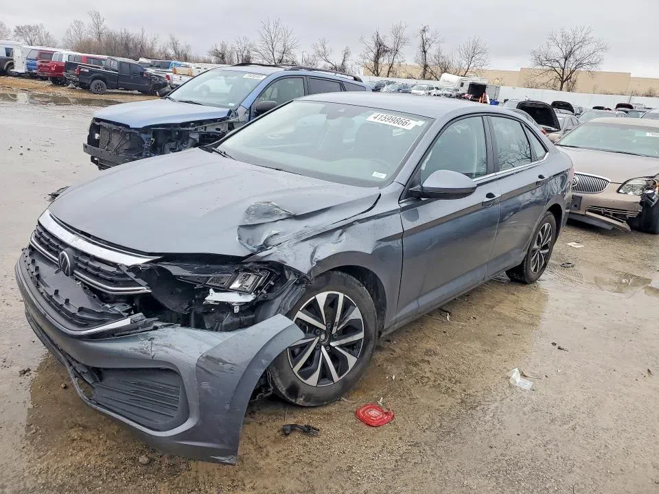 3VW5M7BU3RM061028