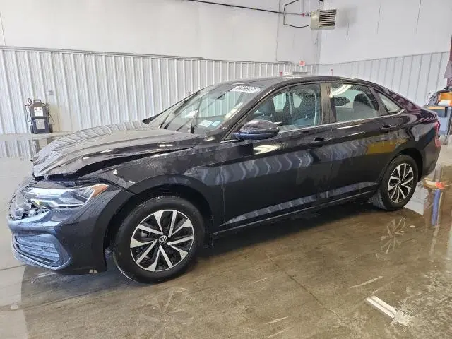 3VW5M7BU3RM090755