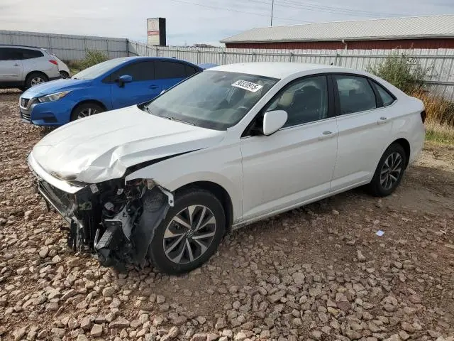 3VW5M7BU4RM100628
