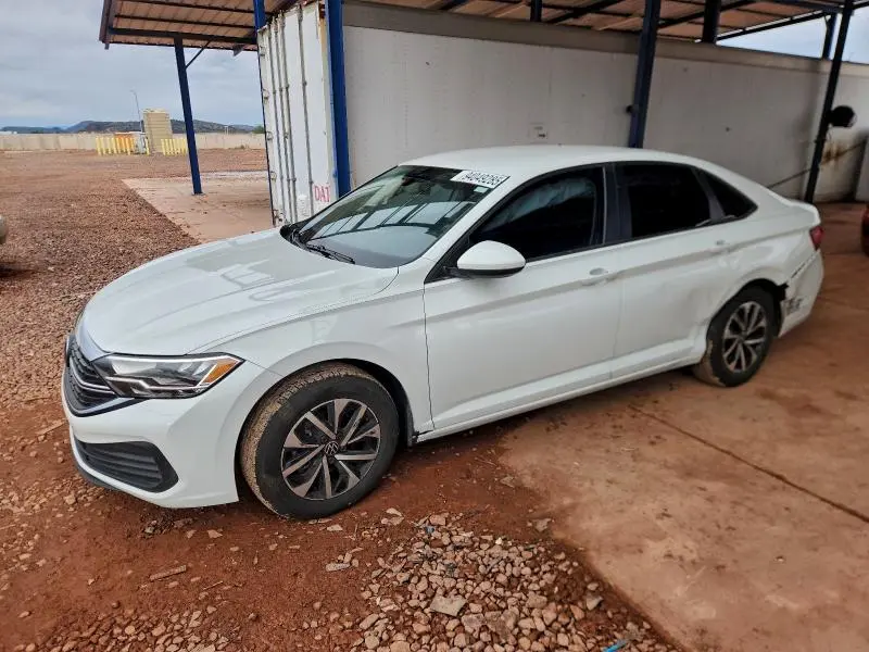 3VW5M7BU5RM094385