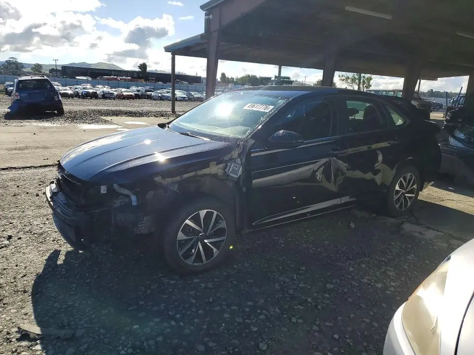3VW5M7BU9PM043551