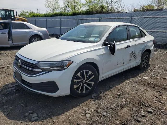 3VW5M7BU9RM052883