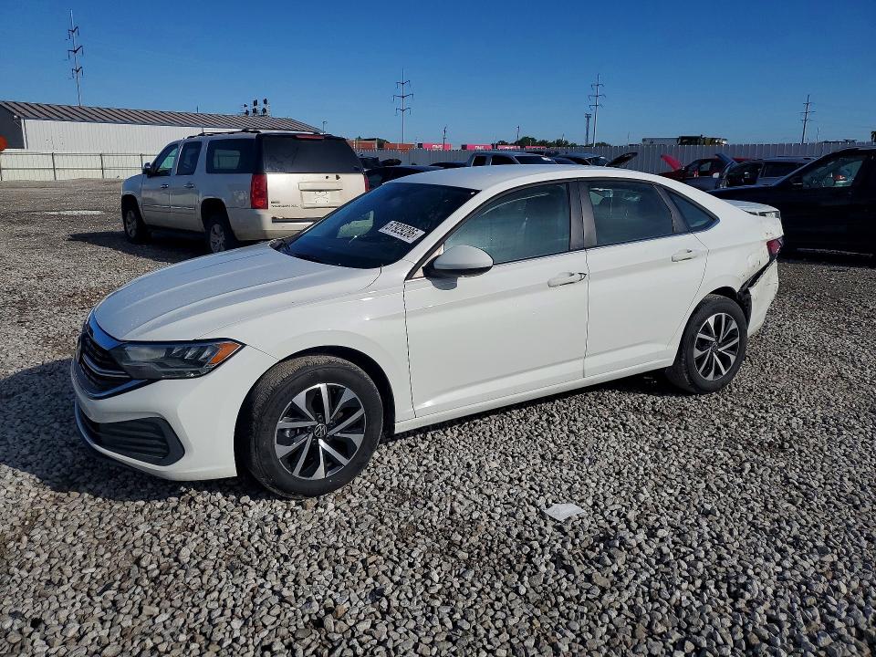 3VW5M7BUXRM074634