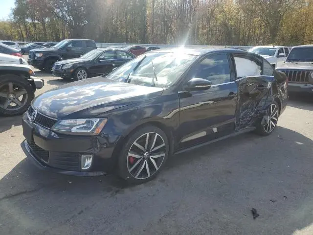 3VW5S7AJ1EM386865