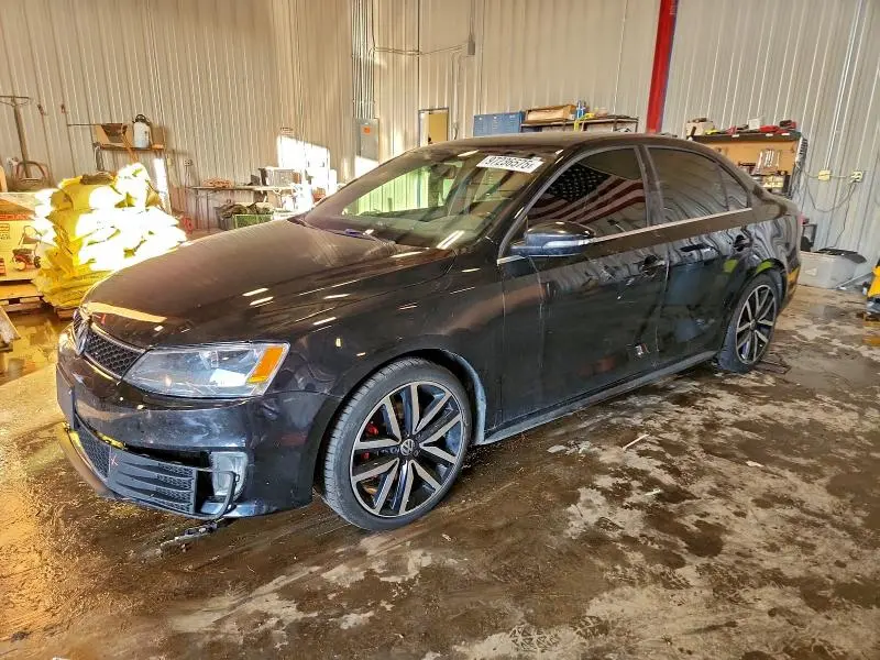 3VW5S7AJ9EM385513