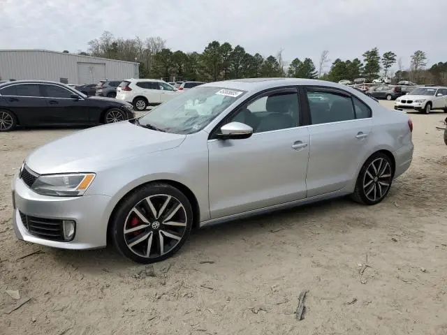 3VW5S7AJXEM396844