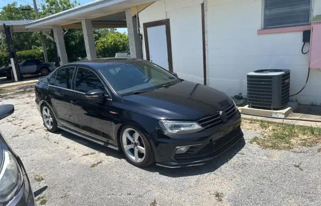 3VW5T7AJ9HM330125
