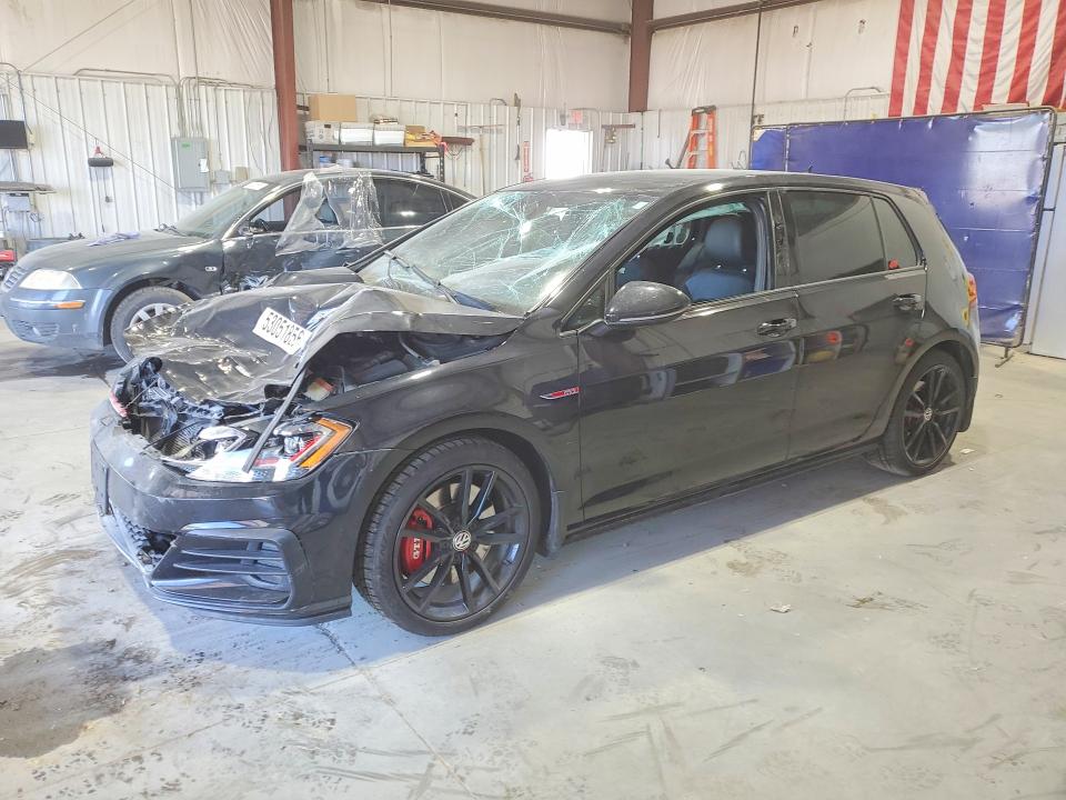 3VW5T7AU7MM010922