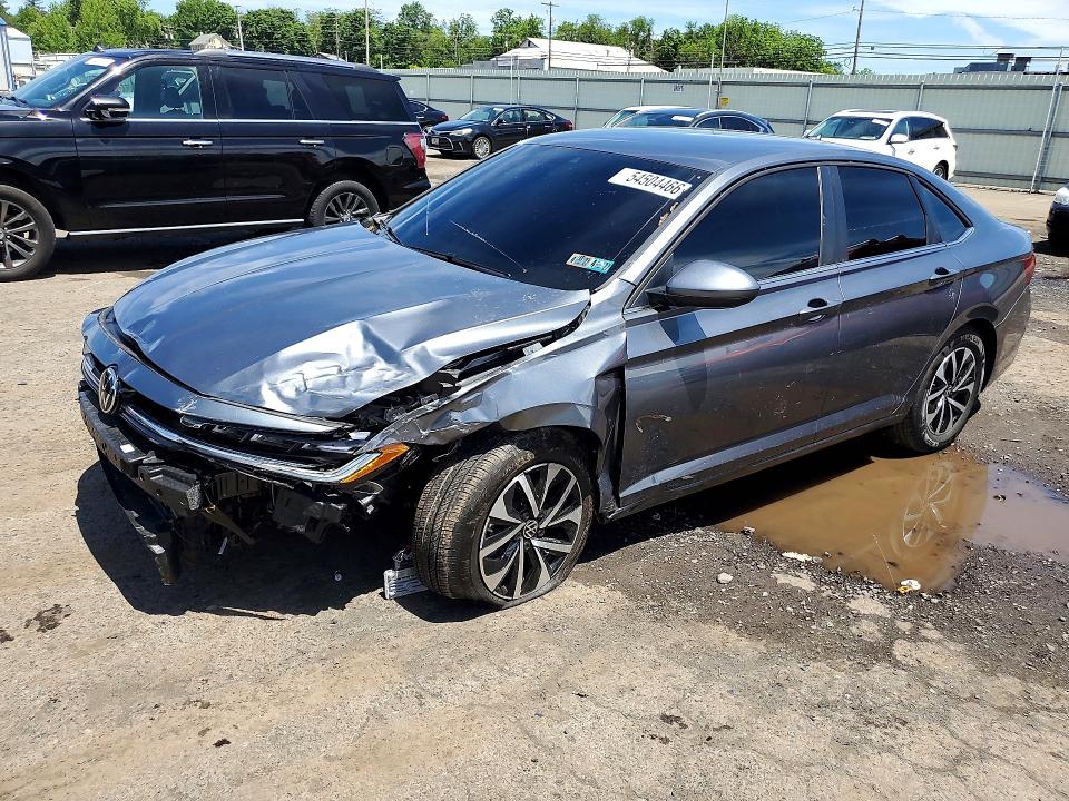 3VW5W7BU3TM047888