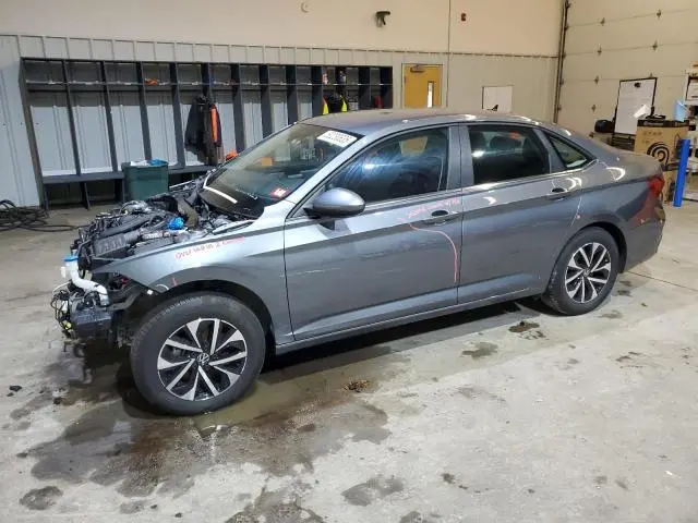 3VW5X7BU0SM013841